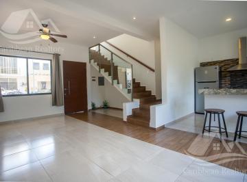 Casa · 2 Recámaras · 2 Estacionamientos · Casa en Venta en Arbolada Cancun