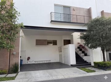Casa · 333m² · 3 Recámaras · 3 Estacionamientos · Casa en Venta, Residencial Olinca, Valle Poniente