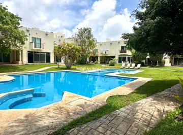 Casa · 260m² · 3 Recámaras · 4 Estacionamientos · Casa - Cancún Centro