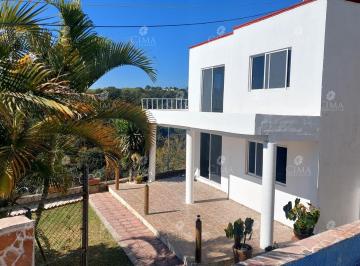 Casa en condominio · 85m² · 2 Recámaras · 1 Estacionamiento · Venta 2 Casas en Lomas de Tetela, Cuernavaca - V358