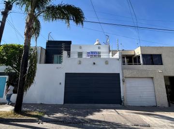Casa de 4 habitaciones, Zapopan · Casa en Renta en Tabachines