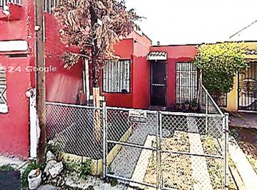 Casa de 2 habitaciones, San Pedro Tlaquepaque · Casa con 80 m² Superficie en Calle Arroz 2075