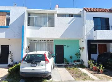 Casa en condominio de 4 habitaciones, Zapopan · Casa en Renta en Sta. Margarita