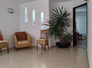 Casa de 5 habitaciones, Cuernavaca · Casa en Venta en Cuernavaca, Tlaltenango
