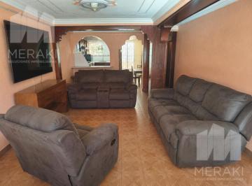 Casa · 75m² · 3 Recámaras · 1 Estacionamiento · Casa en Venta en Bosques de Aragón