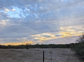 Terreno / Lote en Venta  Centenario · Terreno en Esquina Centenario 8500 m²