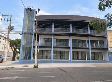 Local comercial 130m² Renta Residencial Loma Bonita · Local Disponible en Plaza Obsidiana Esq. Calle Ballena