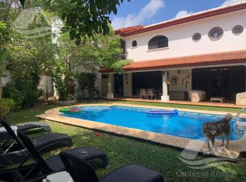 Casa · 600m² · 5 Recámaras · Casa en Venta en Campestre Cancun