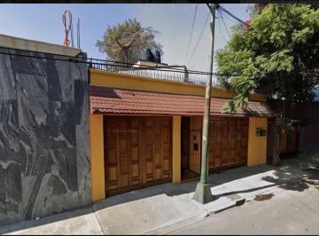 Casa de 5 habitaciones, Coyoacán · Obten Casa en Remate con Pagos Flexibles en Coyoacan