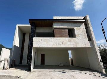 f3bc17f58f818c14aec420c3e3f570afd2fb04e37b035f89d81ca3e2e989ce54 · Casa en Venta – La Joya Residencial