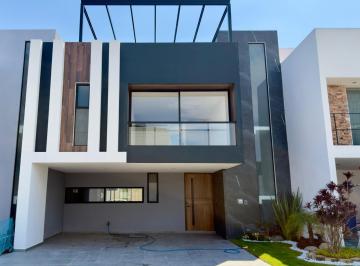 Casa · 340m² · 4 Recámaras · 2 Estacionamientos · Casa Parque Sonora