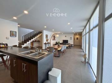 1 · Casa en Venta en Capital Norte, Zapopan