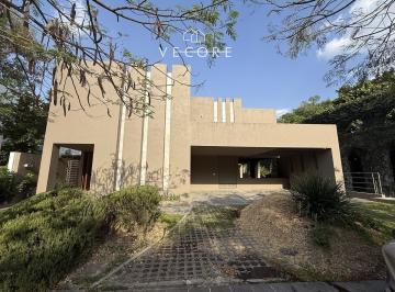 1 · Casa de Lujo en Renta, Valle Real, Zapopan