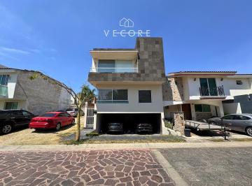 1 · Casa en Venta, Nueva Galicia, Tlajomulco de Zuñiga