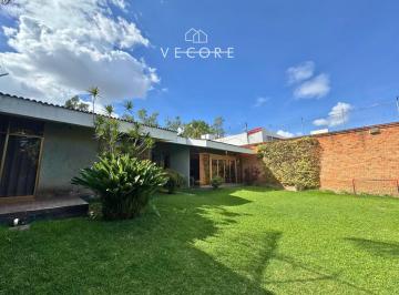 1 · Casa en Venta en Chapalita Oriente, Zapopan