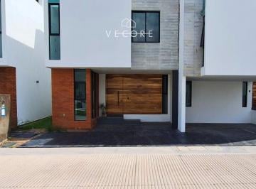 1 · Casa en Venta en Katania Residencial, San Agustín, Tlajomulco de Zuñiga
