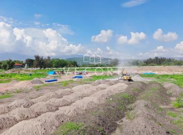 1 · Terreno en Venta, Navea Park, El Salto