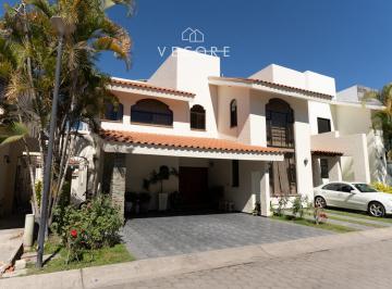 1 · Residencia en Venta en Valle Real, Zapopan