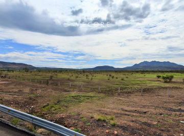 1 · Terreno en Venta, Sobre Carretera Magdalena, Jalisco