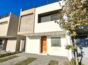 1 · Casa a Estrenar en Parques Vallarta, Zapopan