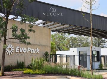 1 · Lote en Parque Industrial en Venta, Camino Viejo a Los Laureles, Tlajomulco