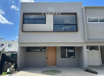1 · Casa en Venta en Solares Residencial, Zapopan