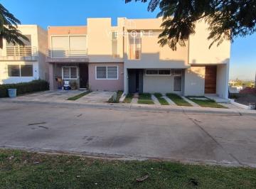 1 · Casa en Venta en Bosque Real, Tlajomulco de Zuñiga