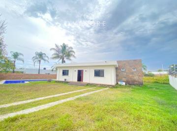 1 · Casa en Venta en Fraccionamiento Loma Esmeralda, Huaxtla, Jalisco