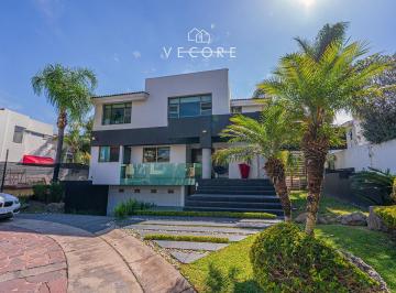 1 · Casa en Venta, Valle Real, Zapopan