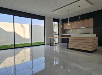 Casa en condominio de 4 habitaciones, Zapopan · Casa en Preventa en Condominio Cerezos, Capital Norte