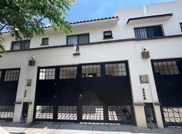 Casa de 3 habitaciones, León · Casa en La Yesca en Calle Abierta