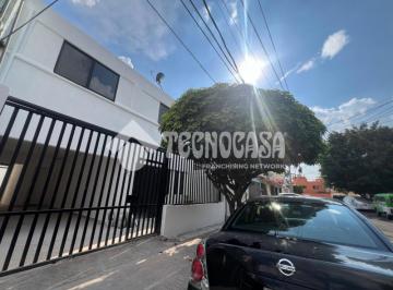 Foto · Casa - Renta