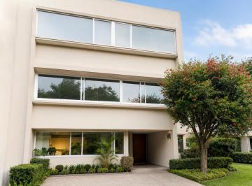 Casa en condominio de 3 habitaciones, Alvaro Obregón · Casa en Venta en Flor de María.
