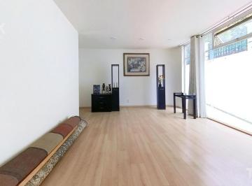 Casa en condominio · 406m² · 5 Recámaras · 2 Estacionamientos · Se Vende o Renta Casa en Lomas Contry Club con Doble Filtro de Seguridad