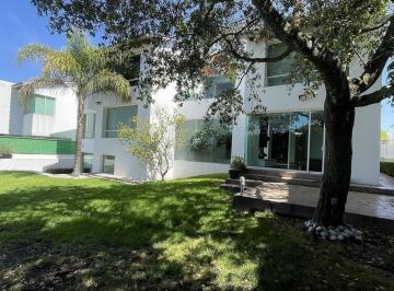 af5b74ff4c889cca978cc4cea2cd579fd72876818cd2fbc82509deb68d0aa47e · Casa en Venta en Prado Largo - Zona Esmeralda
