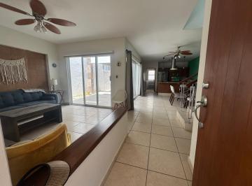 Casa en condominio de 3 habitaciones, Puerto Vallarta · Condominio Las Moras