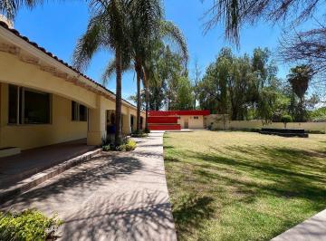 25b845b9a73fe128b35a033e7448be02ea218f660815c49ad28096bb2f81935a · Casa Monarca