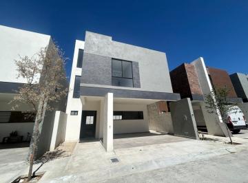 Casa de 3 habitaciones, Saltillo · Eleva Tu Estilo de Vida en Una Residencia con Roof Top