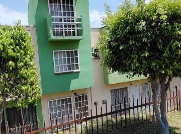 Casa de 3 habitaciones, Temixco · Casa Tres Recámaras Más Estudio Alberca y Estacionamiento Libre de Gravamen