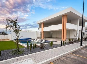 Departamento de 2 habitaciones, Corregidora · ¡Listo Para Estrenar! Depto con Alberca en Cornelia, Corregidora