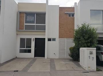 c2adfb0194cfe46e949e9a30a029572f1e289522cb440124900a5c0d3c6506ff · Casa en Renta en El Refugio, Querétaro