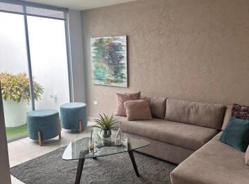 Casa · 115m² · 3 Recámaras · 2 Estacionamientos · Casa en Renta Amueblada en Castelo Residencial