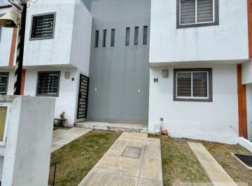 Casa · 100m² · 2 Recámaras · 2 Estacionamientos · Venta de Casa en Hacianda La Cima 7, Cuautlancingo, Dos Recamaras