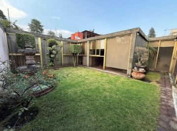 0a63e1aa55dfdd1e59f209037f95c0a8408c87ada0f9ae1b5add1b0b9186c772 · Casa en Venta de 1 Piso con Jardin, Amplias Áreas y Gran Ubicación