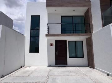 Casa · 160m² · 3 Recámaras · Casa en Venta en La Antigua Cementera
