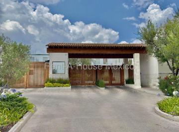 Casa en condominio de 4 habitaciones, Querétaro · Casa Venta, El Refugio | 4 Recámaras c/u con Minisplit, Recámara en Pb, Terraza | Alberca y Gimnasio