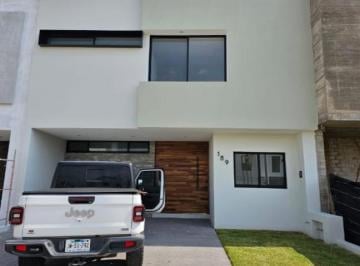 Casa de 3 habitaciones, Zapopan · Renta Casa en Coto Altanza en Fracc Solares, Zapopan Jal