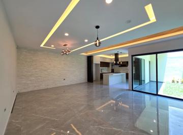 Casa · 330m² · 3 Recámaras · 2 Estacionamientos · Casa en Venta | Fracc. Las Palmas, Medellin Veracruz