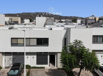 1 · Casa en Renta en La Bella Residencial, Santa Anita, San Pedro Tlaquepaque