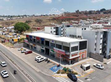 1 · Local Comercial en Renta en Plaza El Roble, en Tlaquepaque
